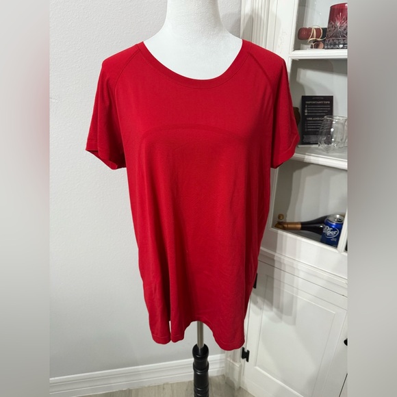 Lululemon New Year Swiftly tech short sleeve shirt 2.0 - Picture 2 of 6